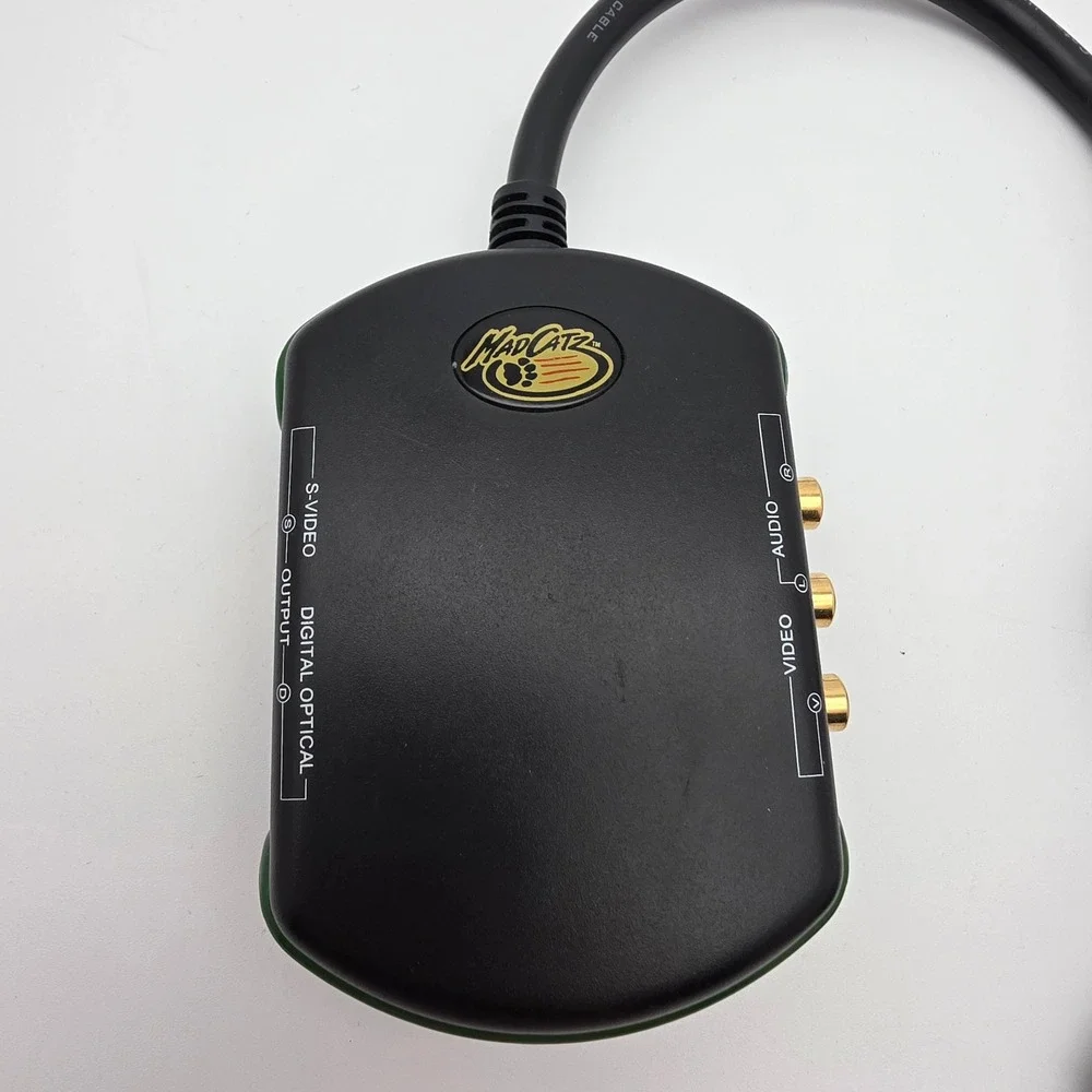Mad Catz‎ Ultra AV Kit Xbox Original RCA S-Video Optical 4555 Adapter Not Tested